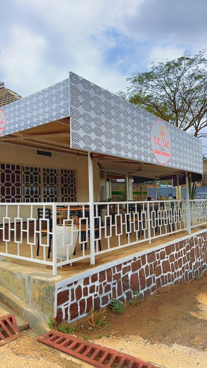 קיגאלי Tic Tac Boutique Hotel מראה חיצוני תמונה